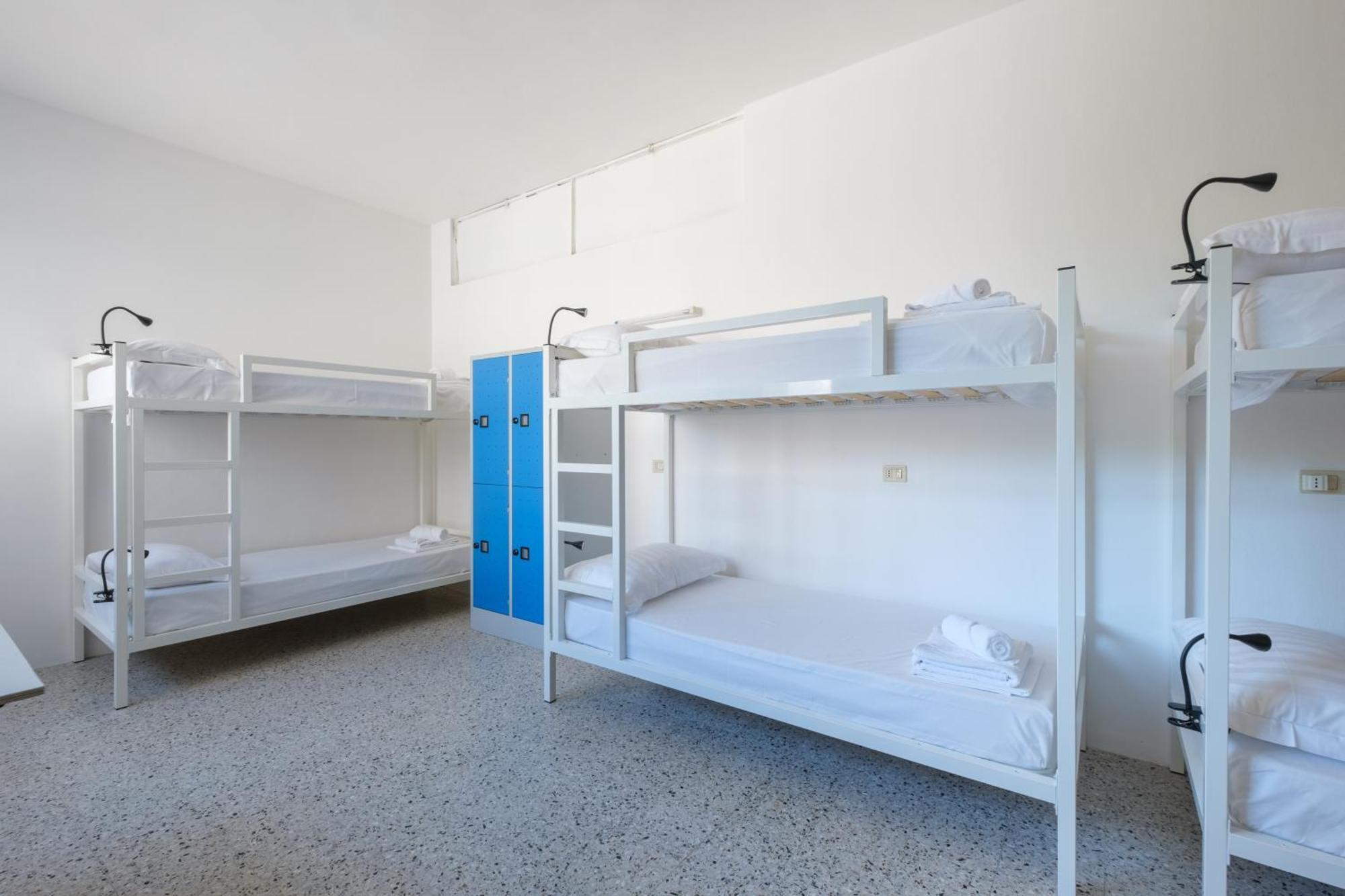 Meet Hostel Cervia Buitenkant foto