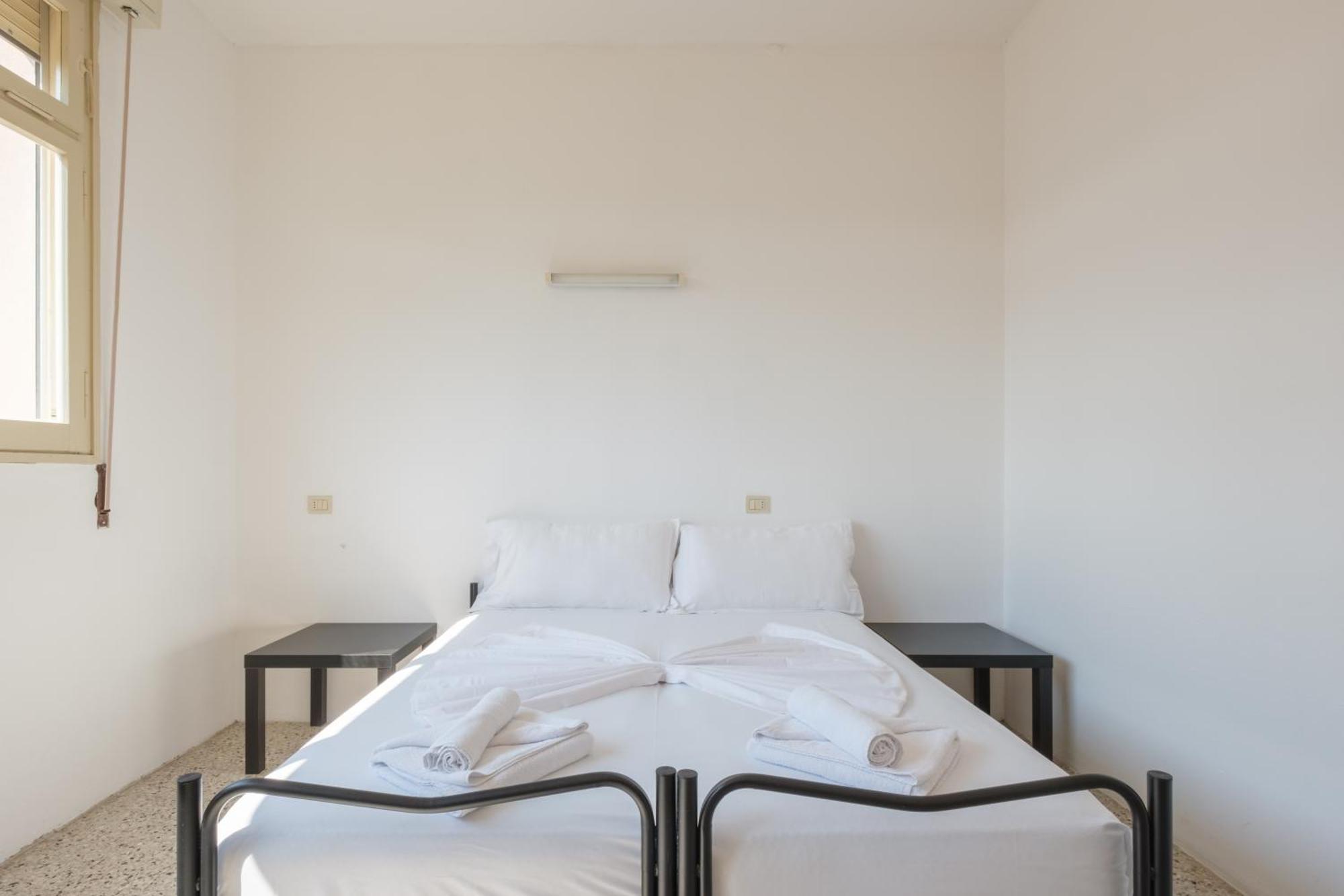 Meet Hostel Cervia Buitenkant foto