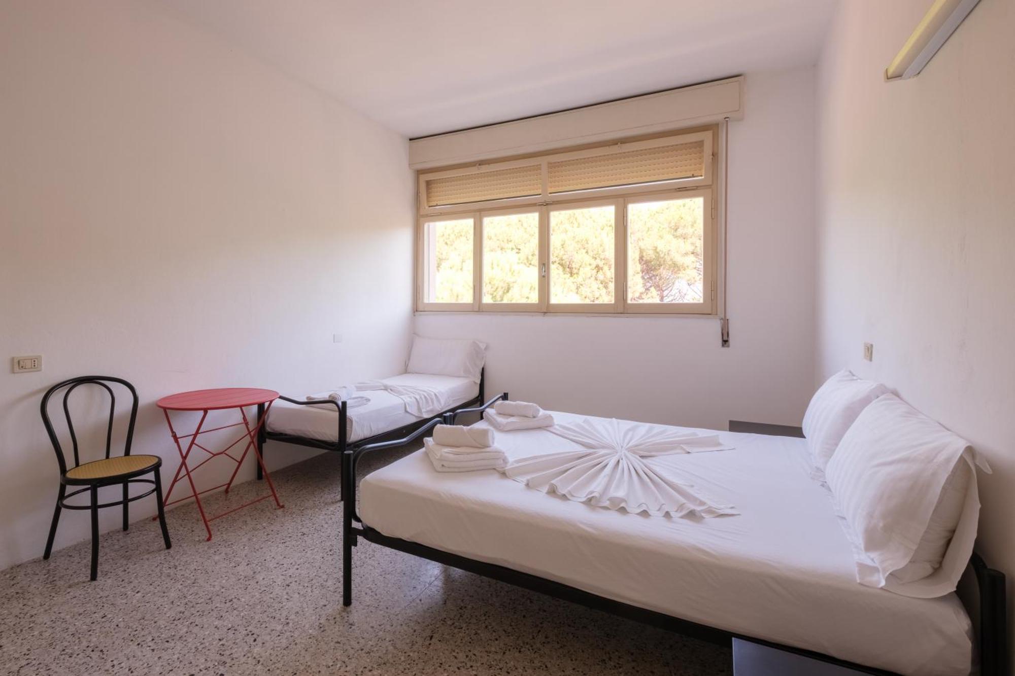 Meet Hostel Cervia Buitenkant foto