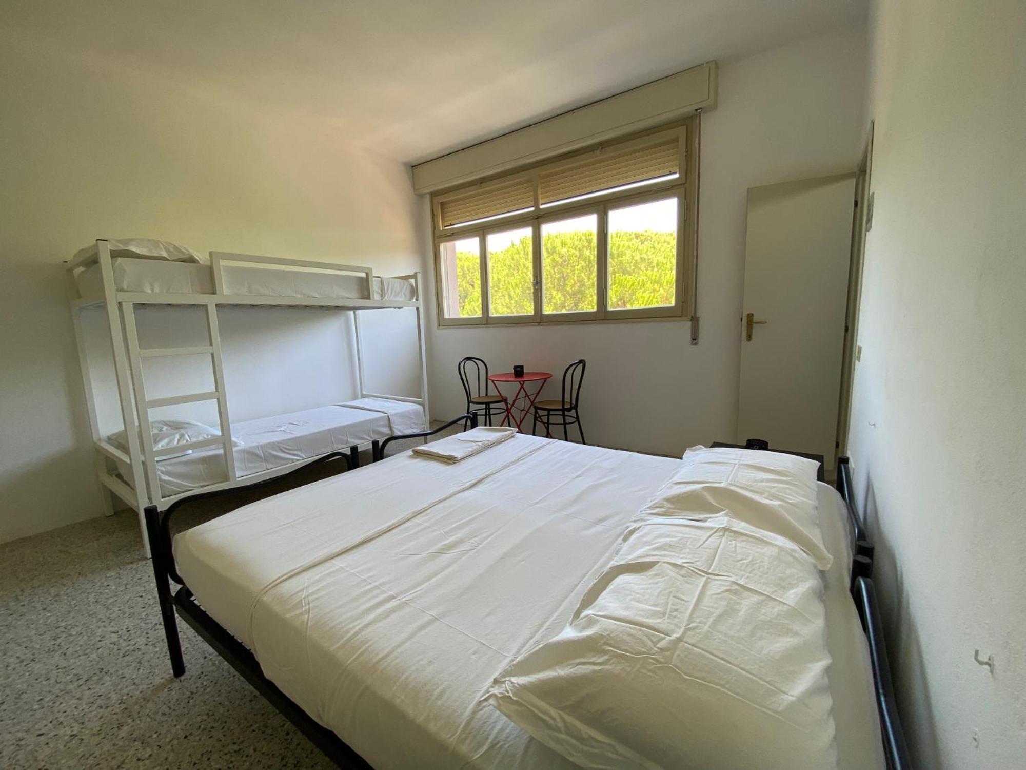 Meet Hostel Cervia Buitenkant foto