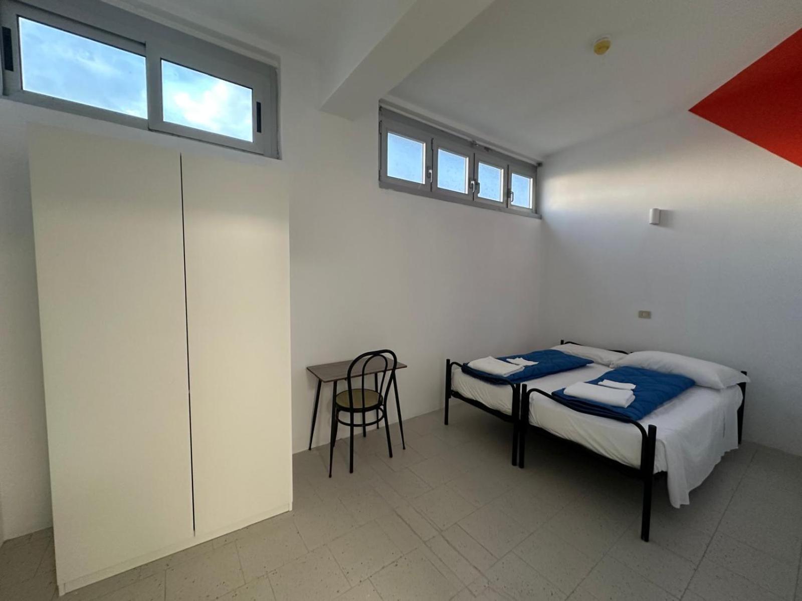 Meet Hostel Cervia Buitenkant foto